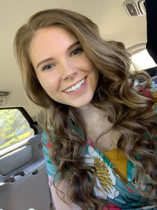 Meet your Posher, Dayla